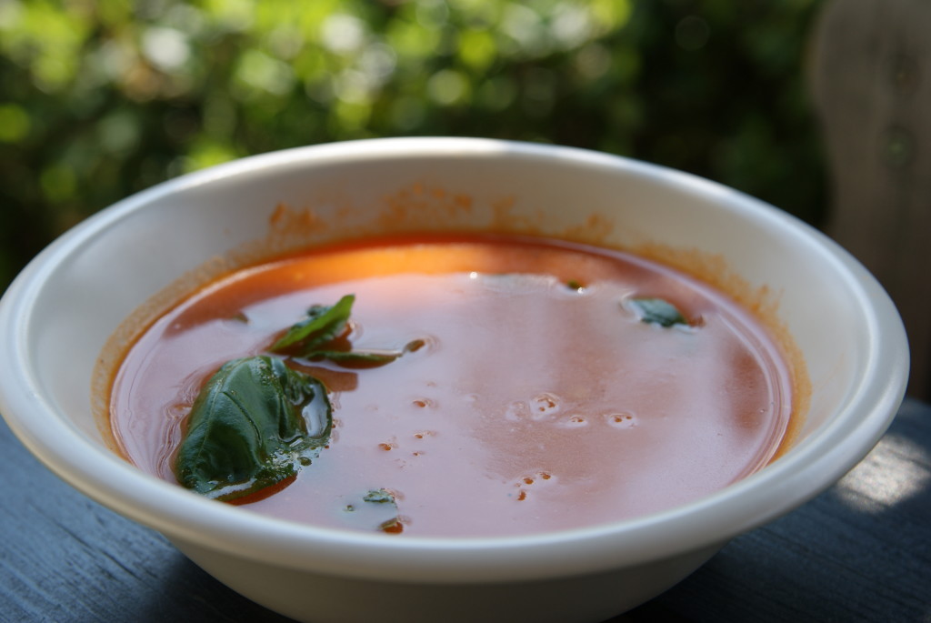 zupa pomidorowa z soczewicą