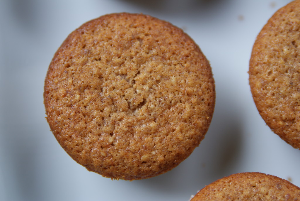 muffinki migdałowe z cynamonem